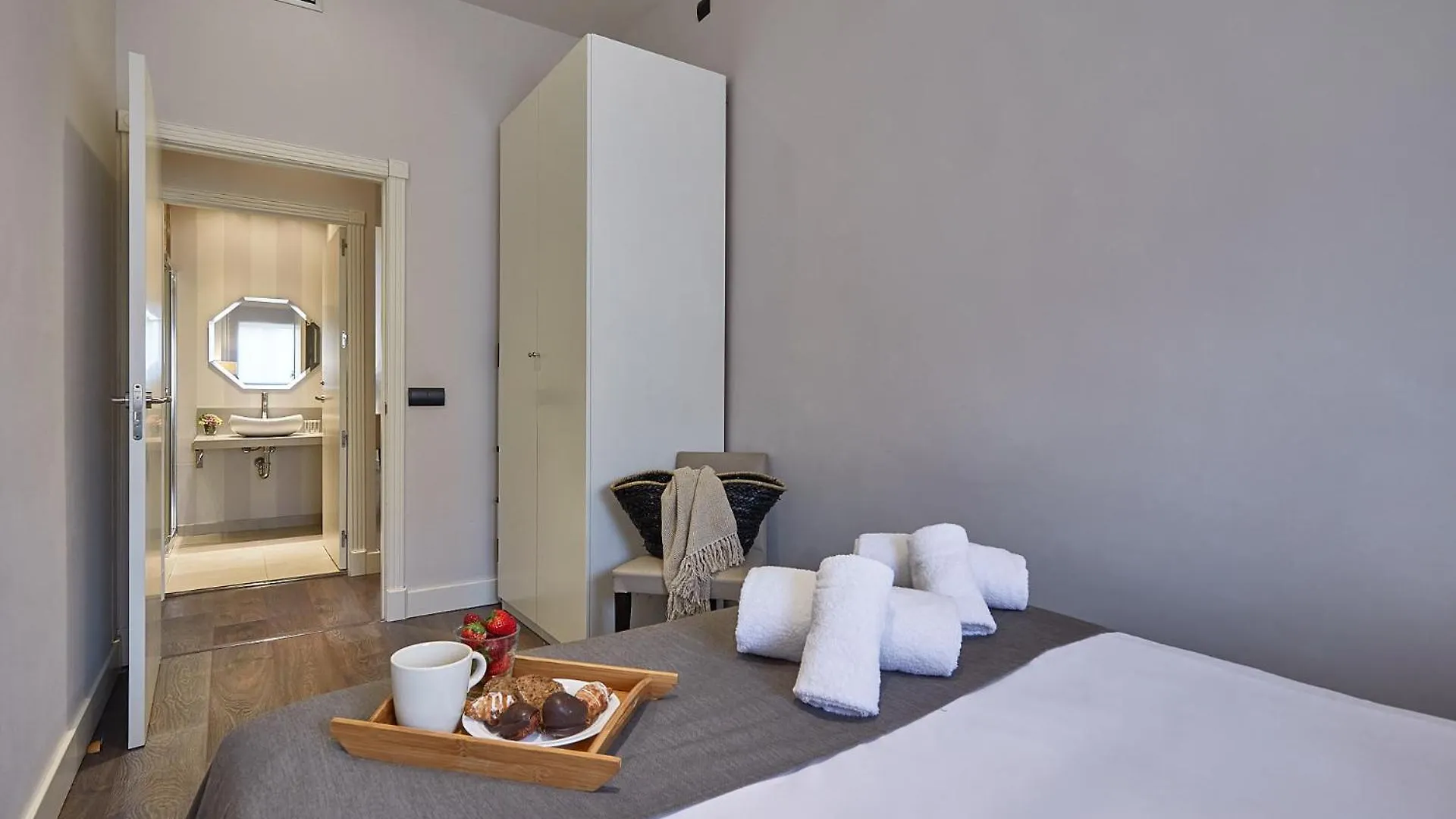 Bbarcelona Rogent Flats Apartment 0*, Barcelona